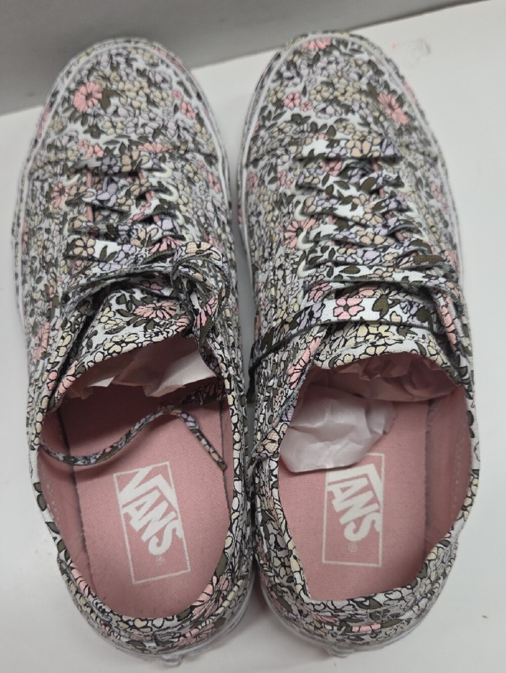 Vans Floral Lace-Up Women's Sneakers in Pink and White Size 9.5 - Picture 5 of 7